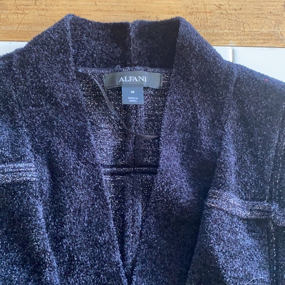 Sweater - Picture 3 of 7